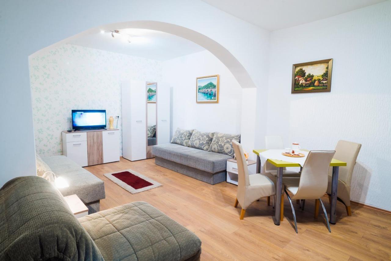 Apartmani Slavica Jagodina Bagian luar foto