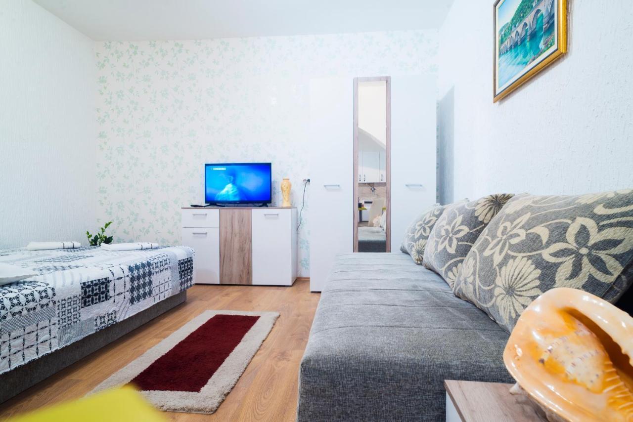 Apartmani Slavica Jagodina Bagian luar foto